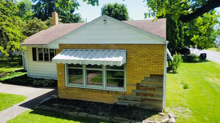 23 State Street, Jeffersonville, OH 43128 - #2