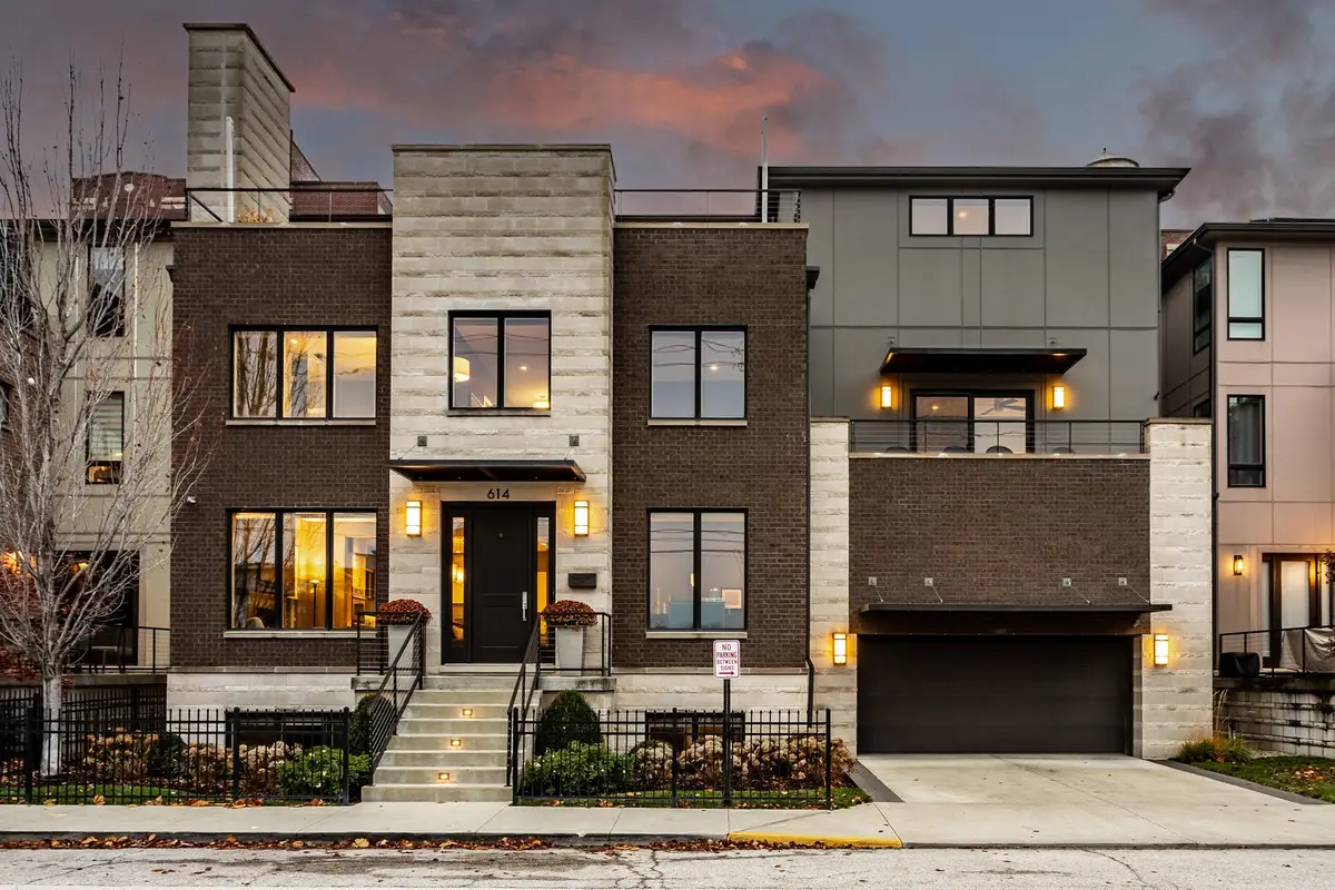 614 E North Street, Indianapolis, IN 46204 - #1