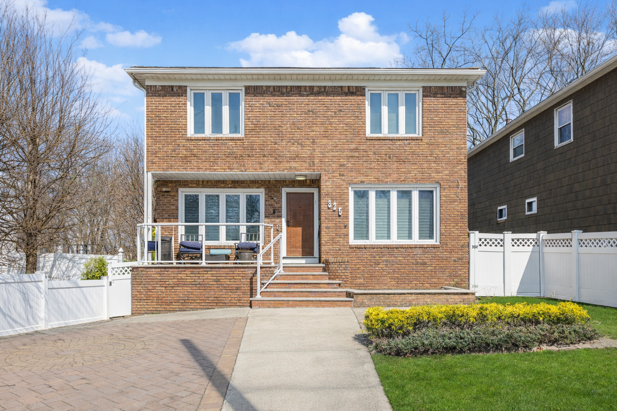 825 Willowbrook Road, Staten Island, NY 10314 - #1