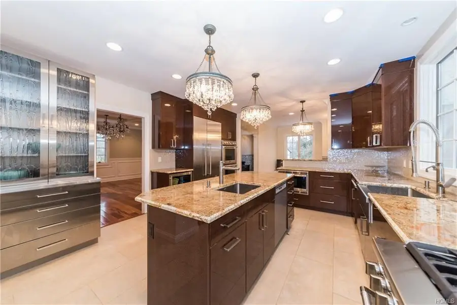 1 Elizabeth Road, New Rochelle, NY 10804 - #2