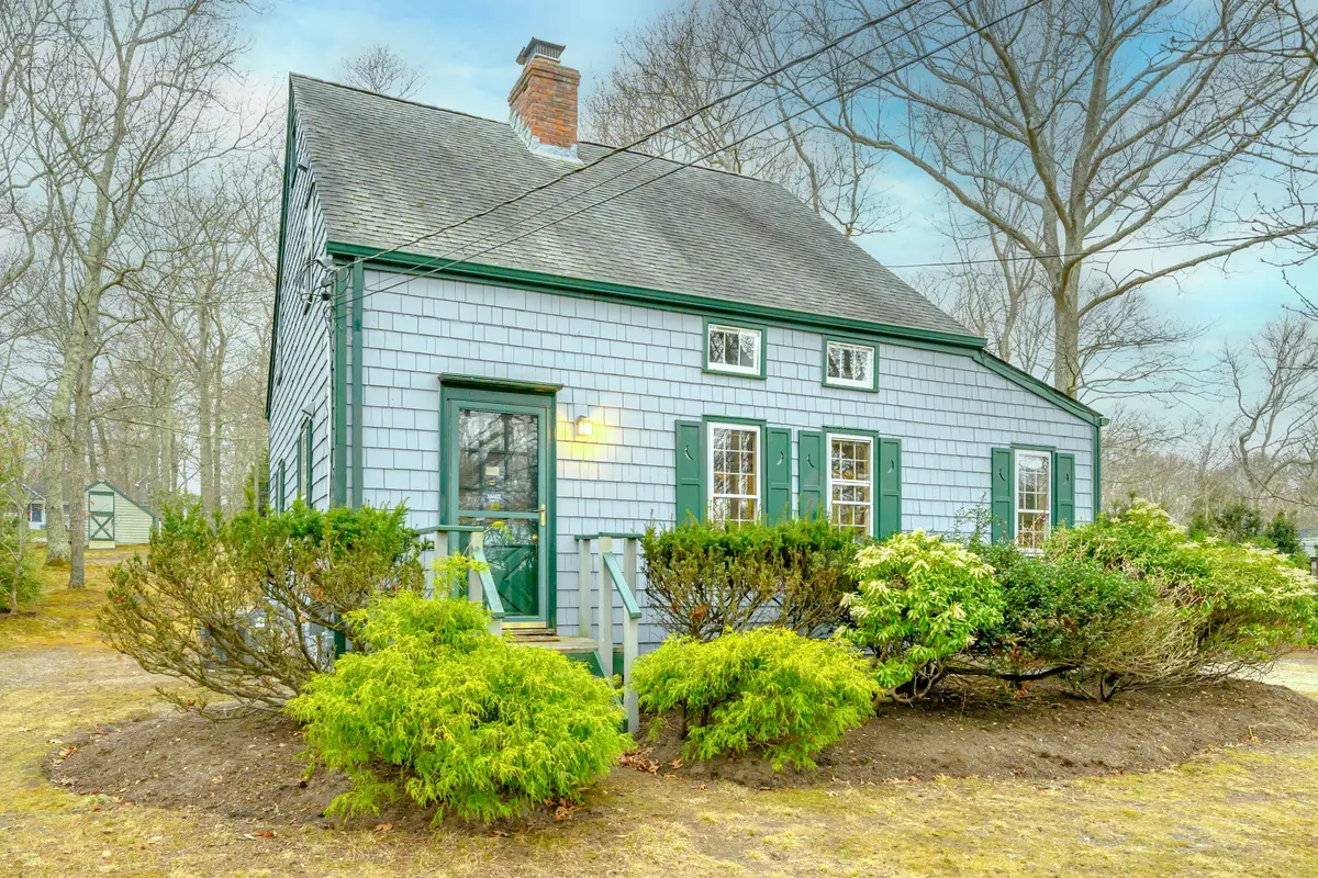 5050 Pequash Avenue, Cutchogue, NY 11935 - #1