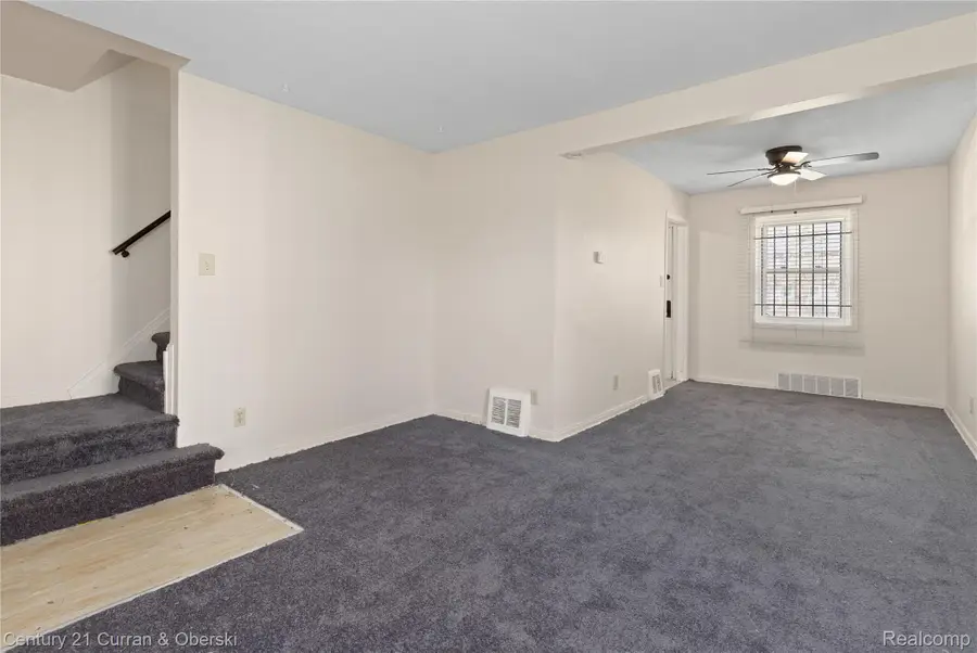 9145 Mettetal Park, Detroit, MI 48228 - #2