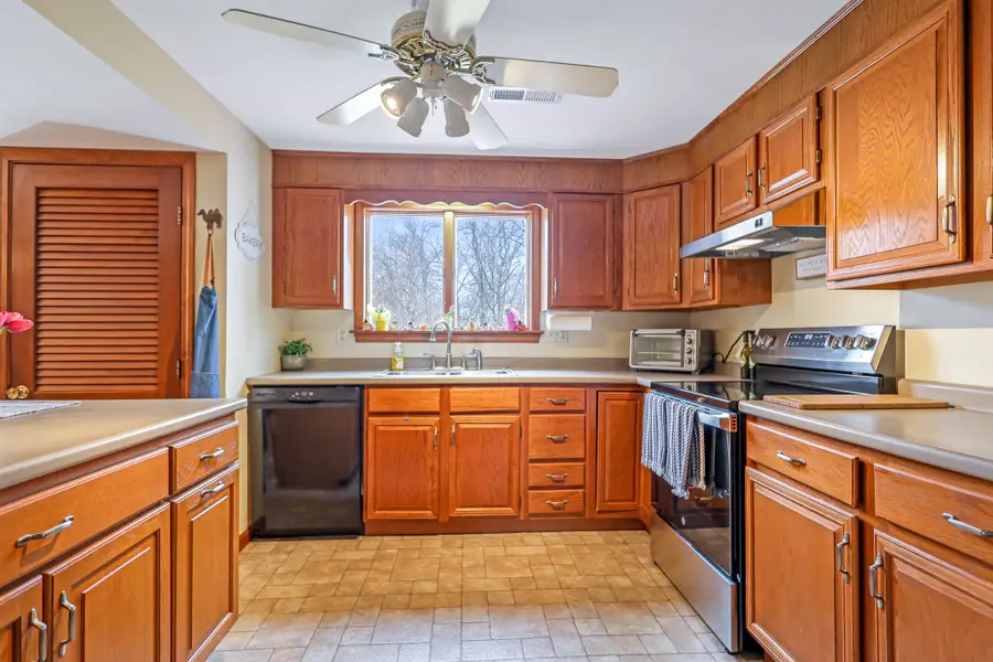 31 Christopher #67, Methuen, MA 01844 - #3