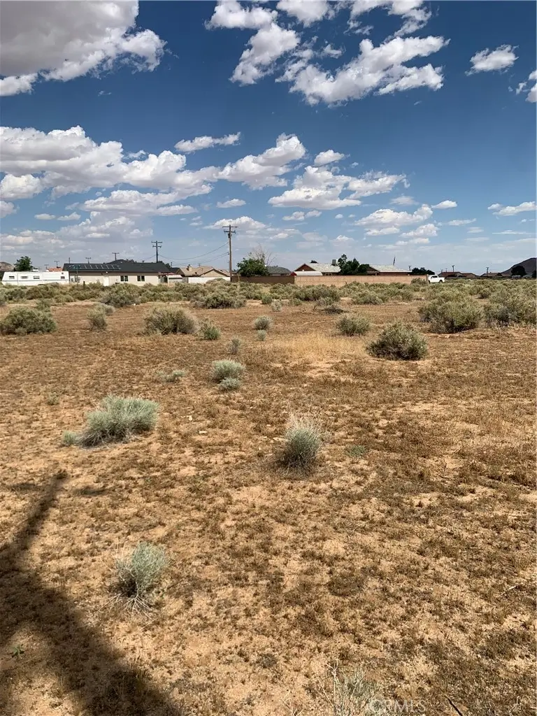 0 91st St, California City, CA 93505 - Image #2