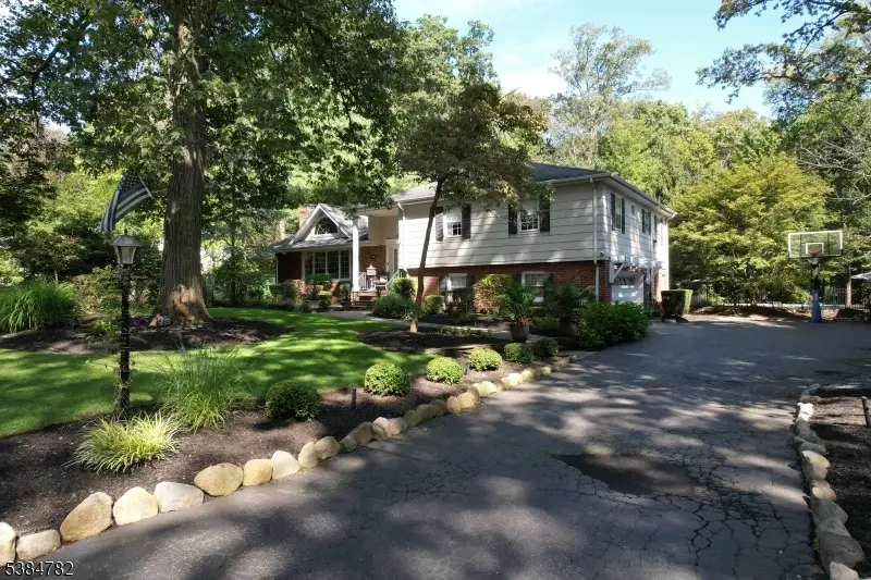 529 Covington Place, Wyckoff, NJ 07481 - Image #3