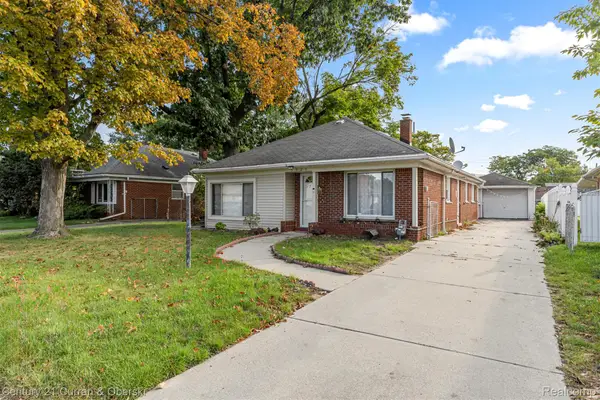 5920 Mcmillan Street, Dearborn Heights, MI 48127