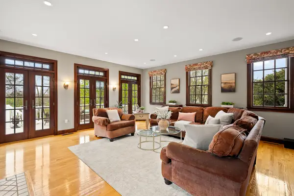 147 Charlton Street, Arlington, MA 02476