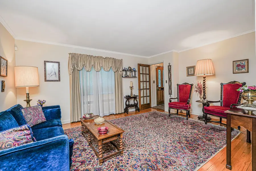 36 Shaw Place, Staten Island, NY 10302 - Image #3