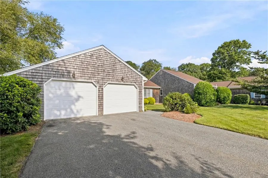 12 Cornell Drive #12, Portsmouth, RI 02871 - #3