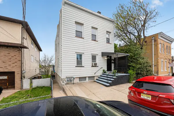 163 MACARTHUR AVE, Garfield, NJ 07026