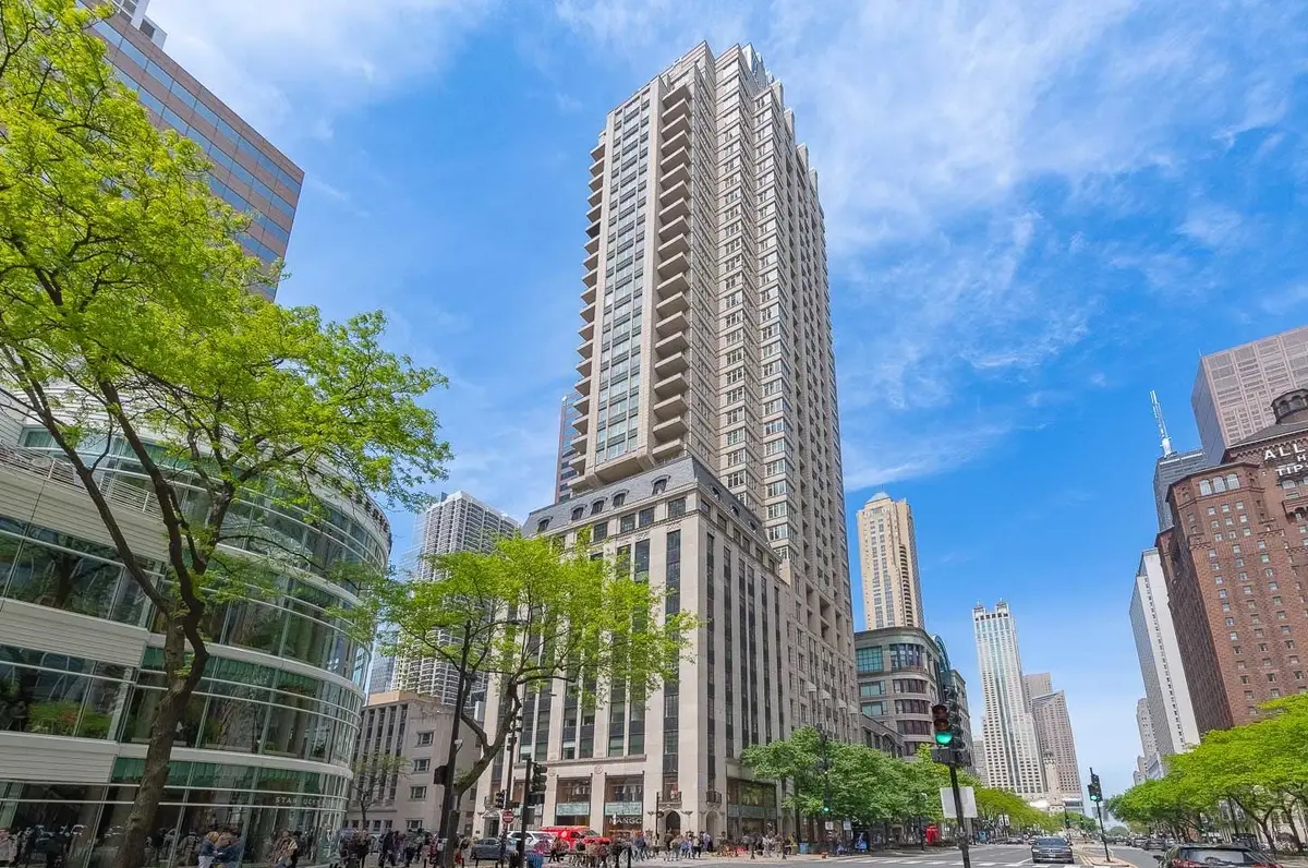 118 E Erie Street #18D, Chicago, IL 60611 - #1