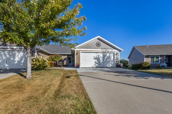 1127 N Lalley Ln, Sioux Falls, SD 57107