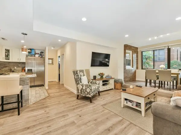 18 Juniper St , #47, Brookline, MA 02445