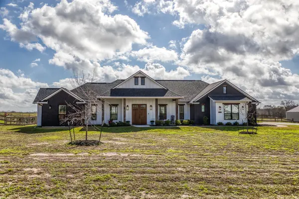 233 Randi Road, Bellville, TX 77418