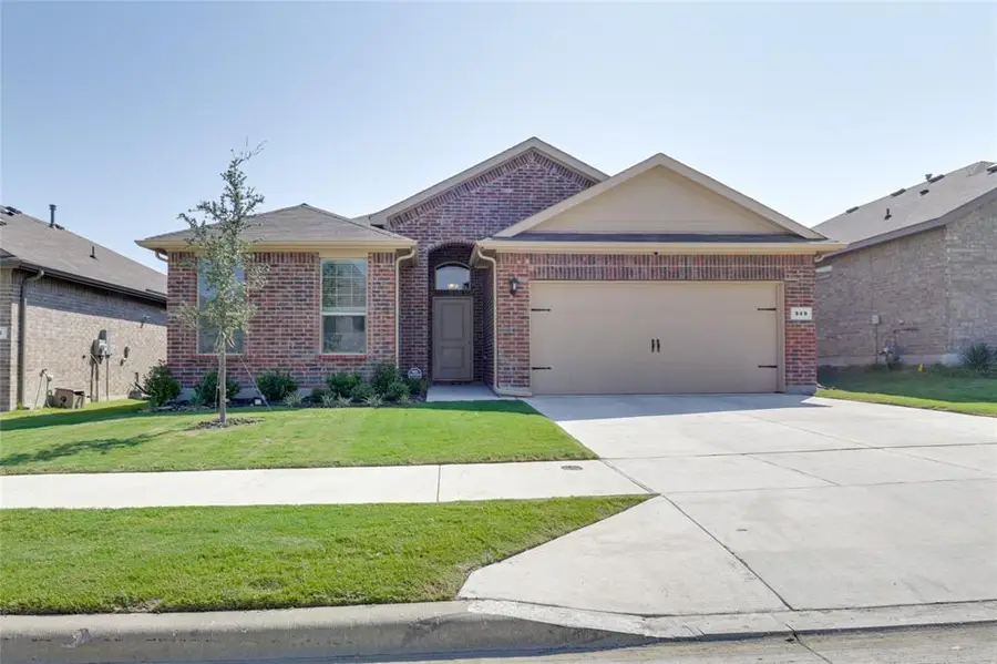 949 Braymer Lane, Fort Worth, TX 76108 - Image #2