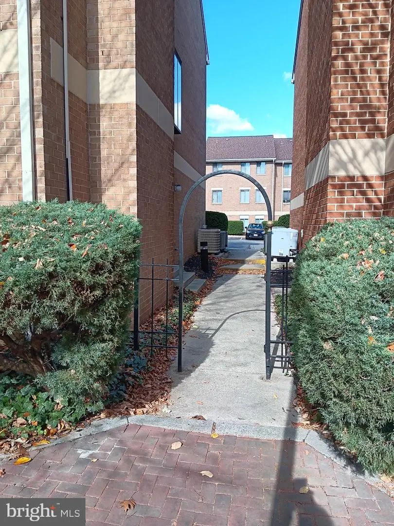 128 W Barre St #r 34, Baltimore, MD 21201 - #2