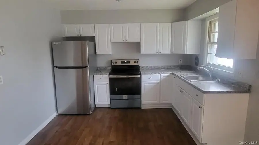 96 S Hamilton St A8, Poughkeepsie, NY 12601 - #2