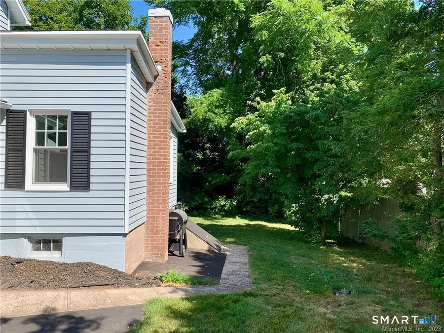 575 Butternut Street #1, Middletown, CT 06457 - #3