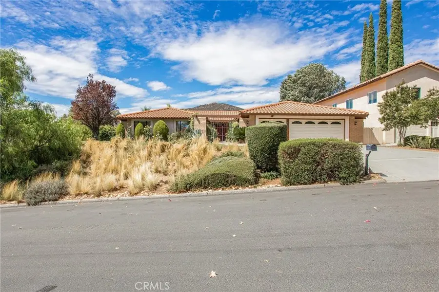 9103 Oak Creek Road, Cherry Valley, CA 92223 - Image #3
