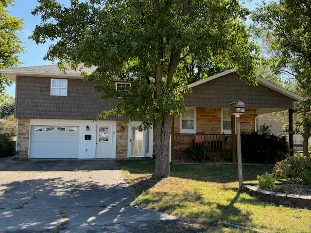 404 N Maple Street, Christopher, IL 62822 - Image #1