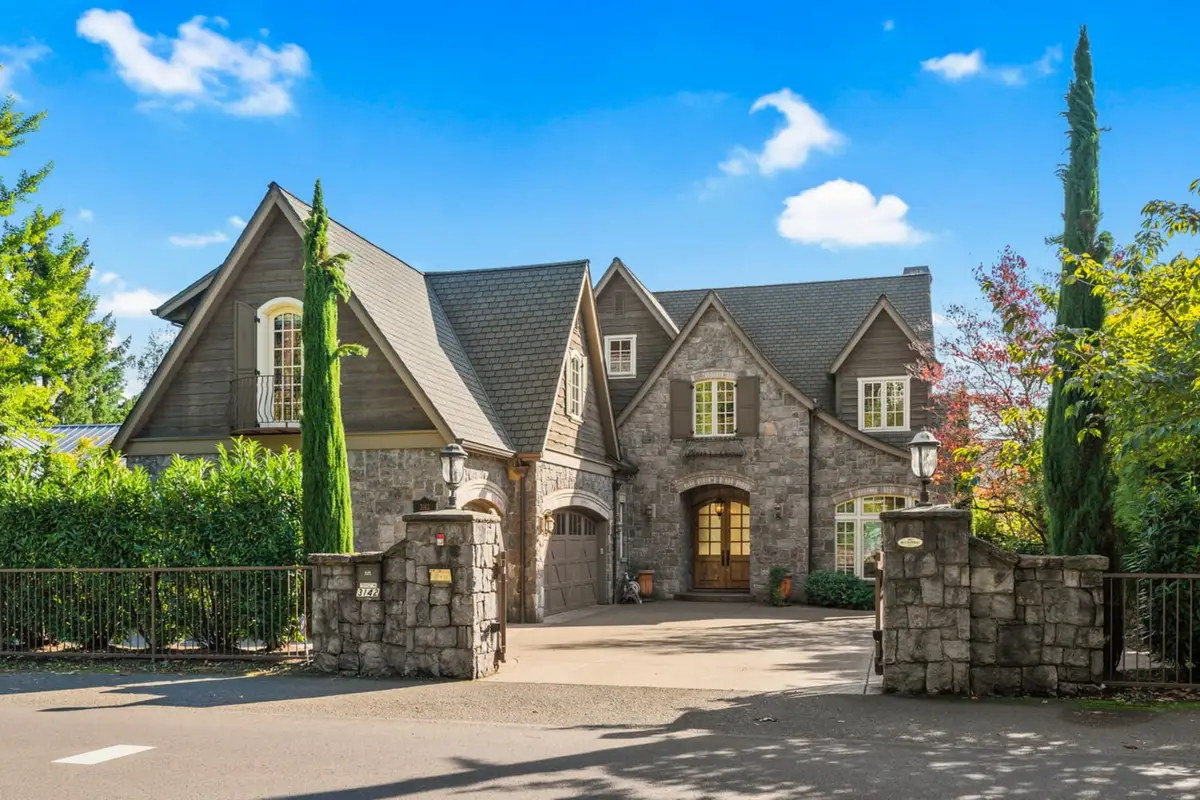 3142 Lakeview Blvd, Lake Oswego, OR 97035 - #1