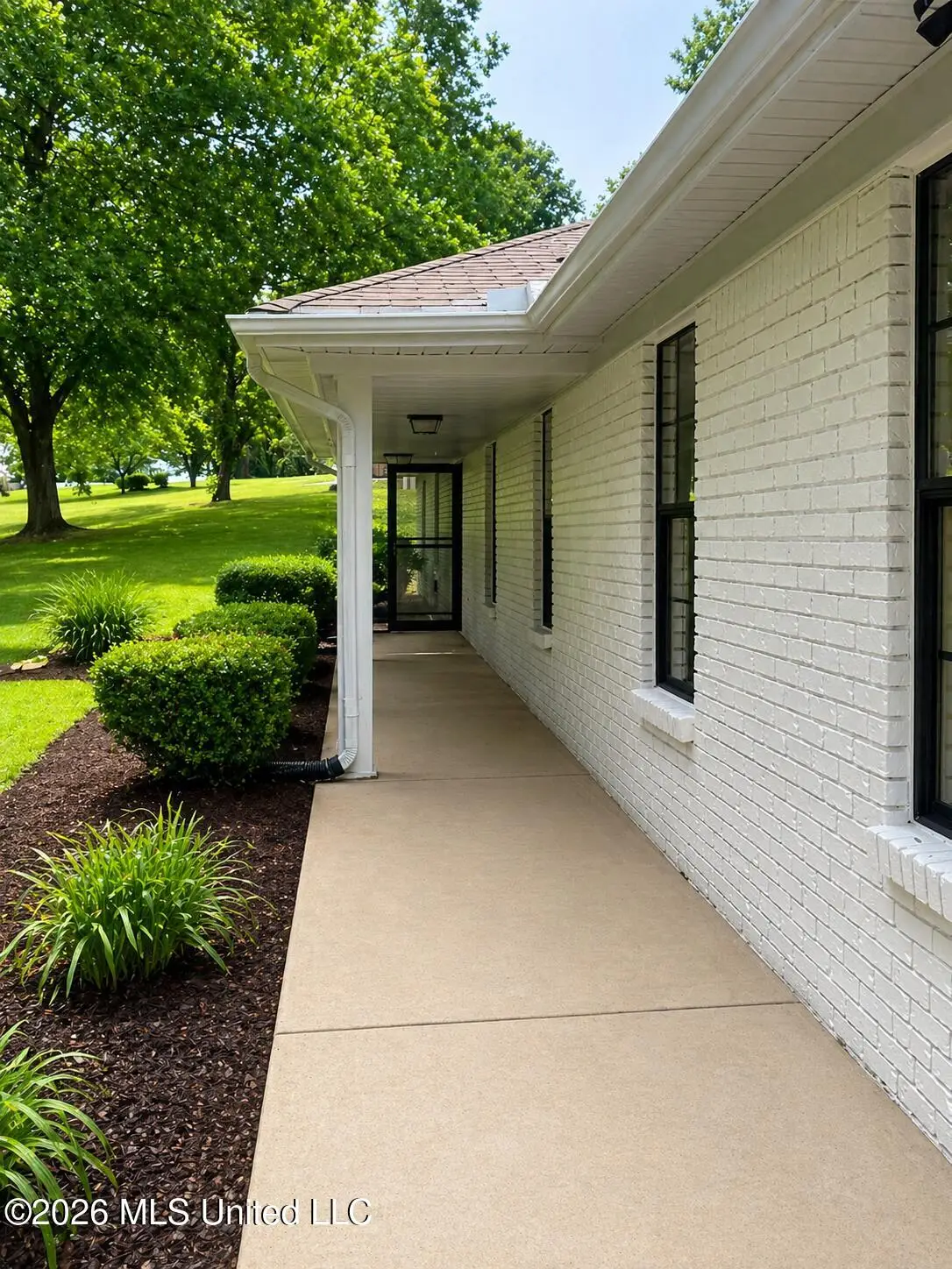 6935 Meadowbrook Lane, Olive Branch, MS 38654 - #1