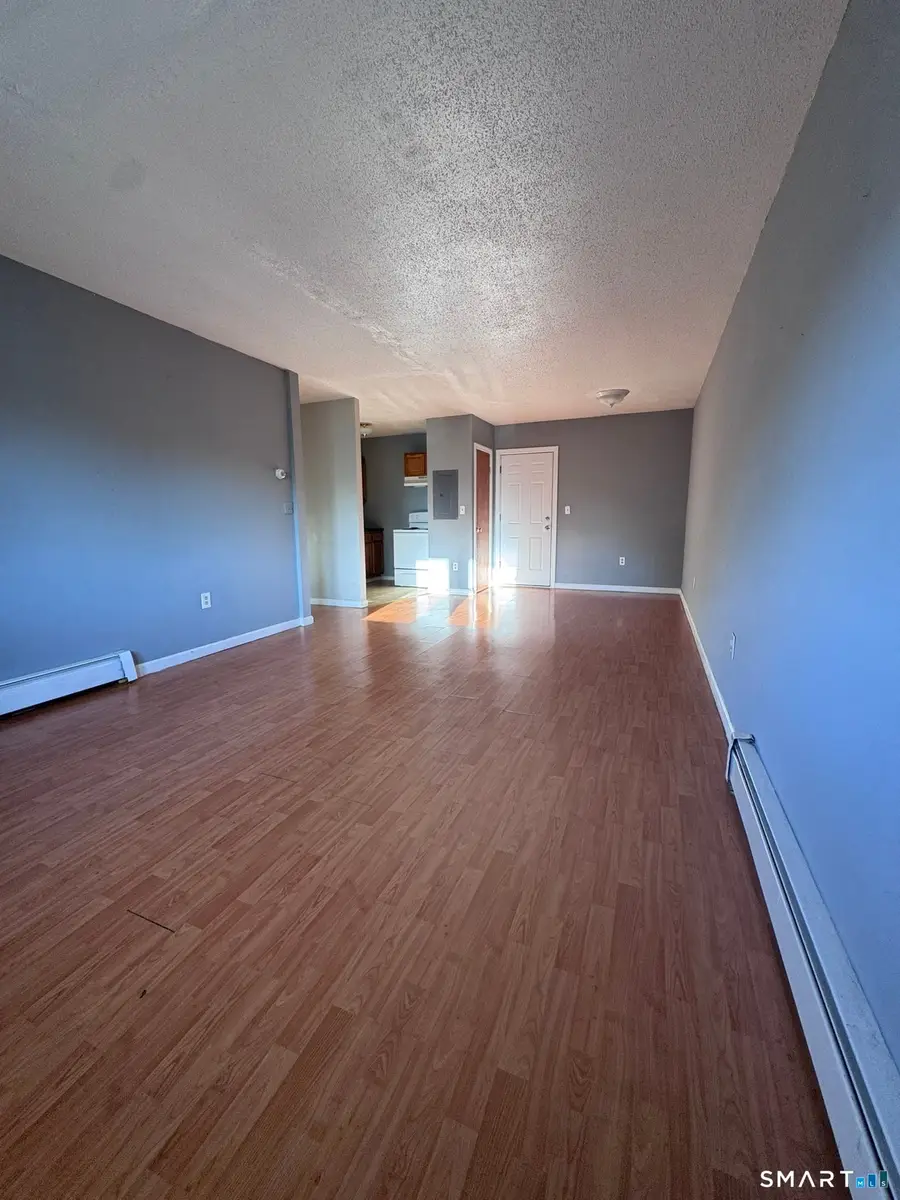 54 Grafton Street #C3, Hartford, CT 06106 - #2