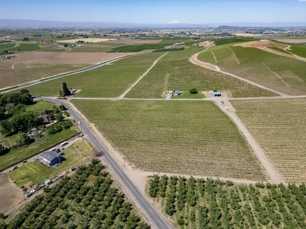 TBD Wilson Hwy, Grandview, WA 98930 - Image #1