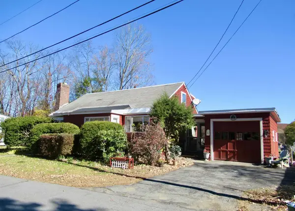 56 Fuller Drive, Brattleboro, VT 05301