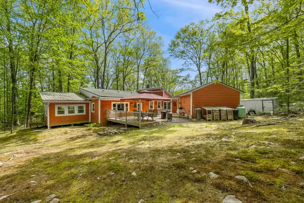 9 Red Oak Road, Barnstead, NH 03218