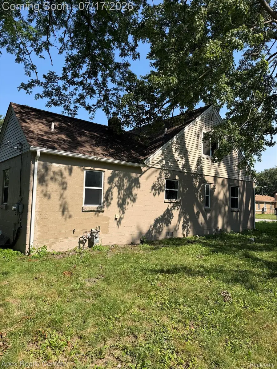 23864 Liddle Street, Trenton, MI 48183 - #3