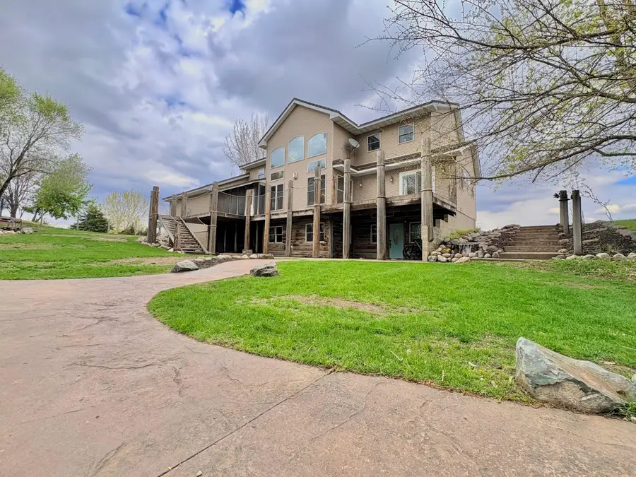 2096 175th St, Fort Dodge, IA 50501 - #2