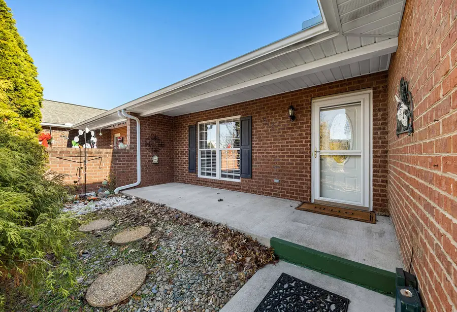 912 Muirfield Drive, Maryville, TN 37801 - #3