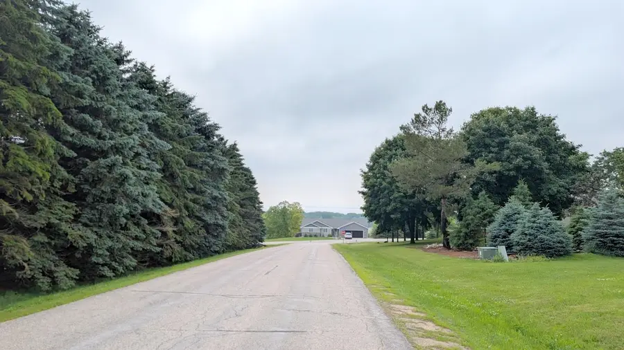 W5390 Campbell Drive, Hilbert, WI 54129 - #2