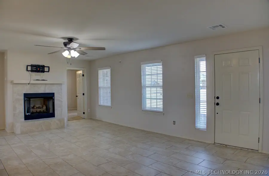 32 Hazel Avenue, Inola, OK 74036 - #3