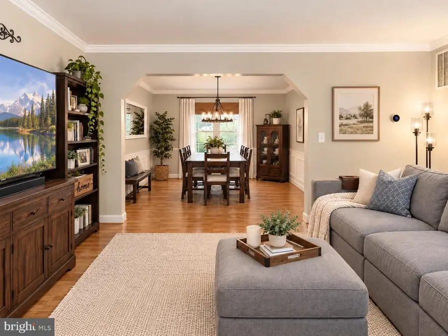 6321 Youngs Branch Drive, Fairfax Station, VA 22039 - #2