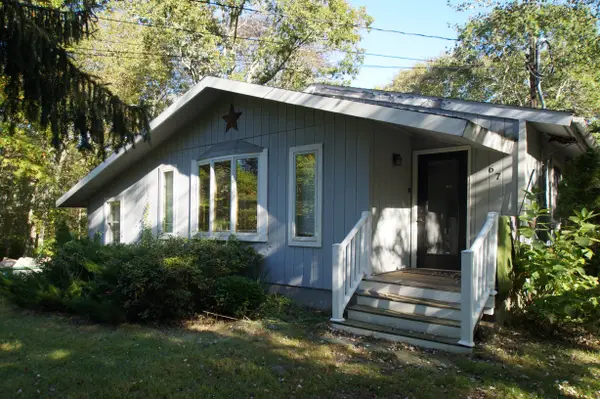 67 Old Country Road, East Quogue, NY 11942