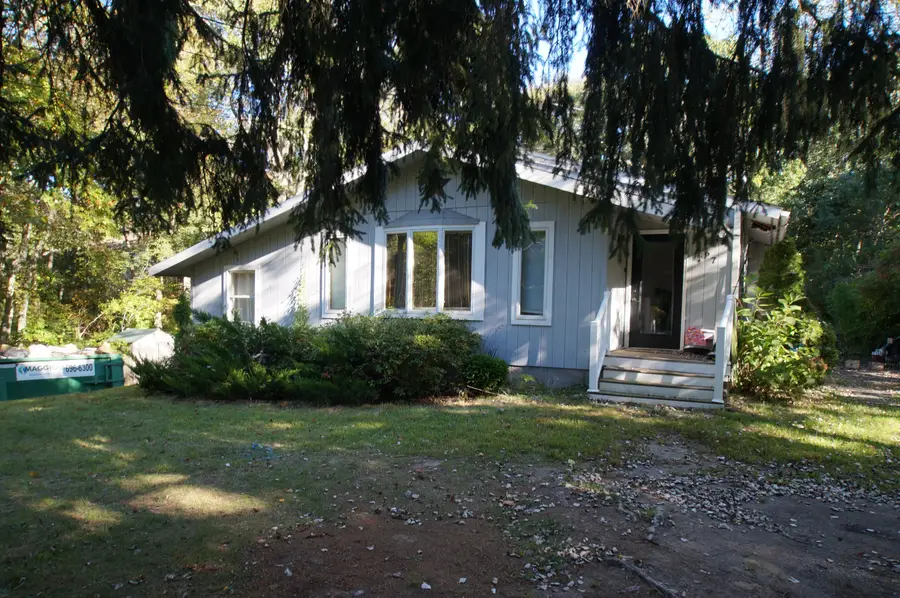 67 Old Country Road, East Quogue, NY 11942 - Image #3