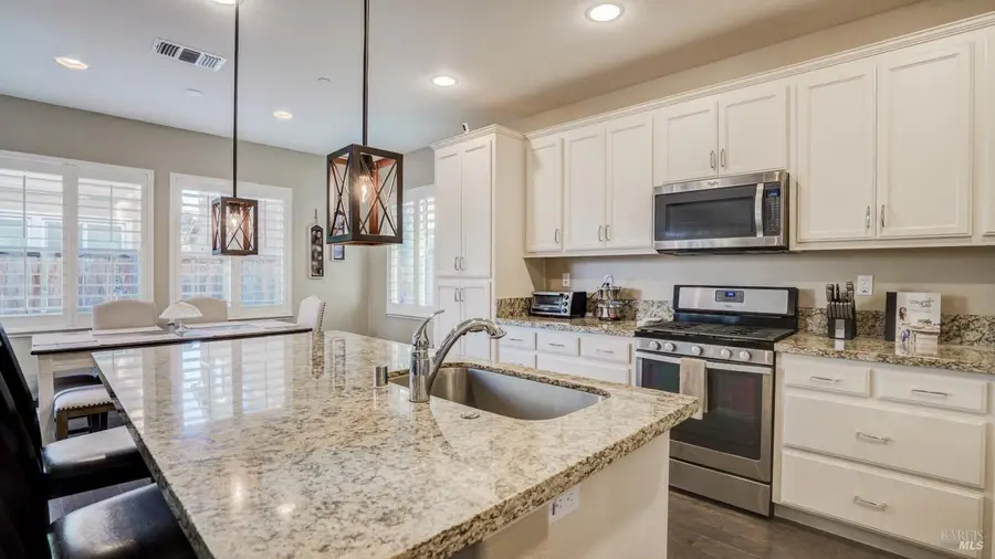 1235 Baylor Way, Dixon, CA 95620 - Image #2