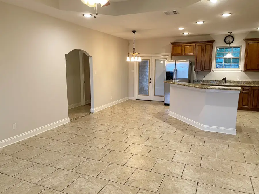119 Barbara Dr, Deridder, LA 70634 - #3