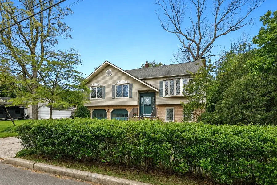 -61 Sunset Avenue, Old Bridge, NJ 08857 - #3