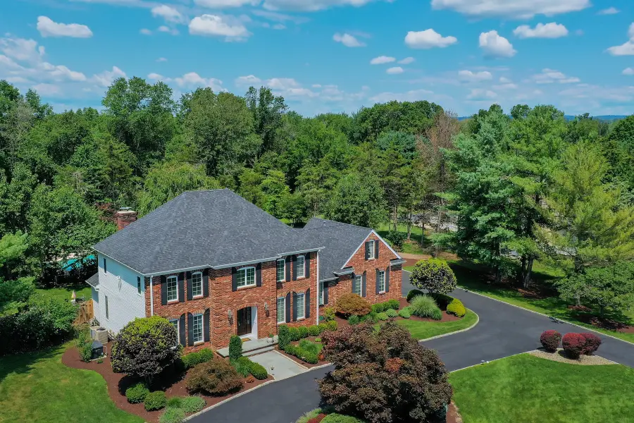 7 Manor Dr, Warren, NJ 07059 - #2