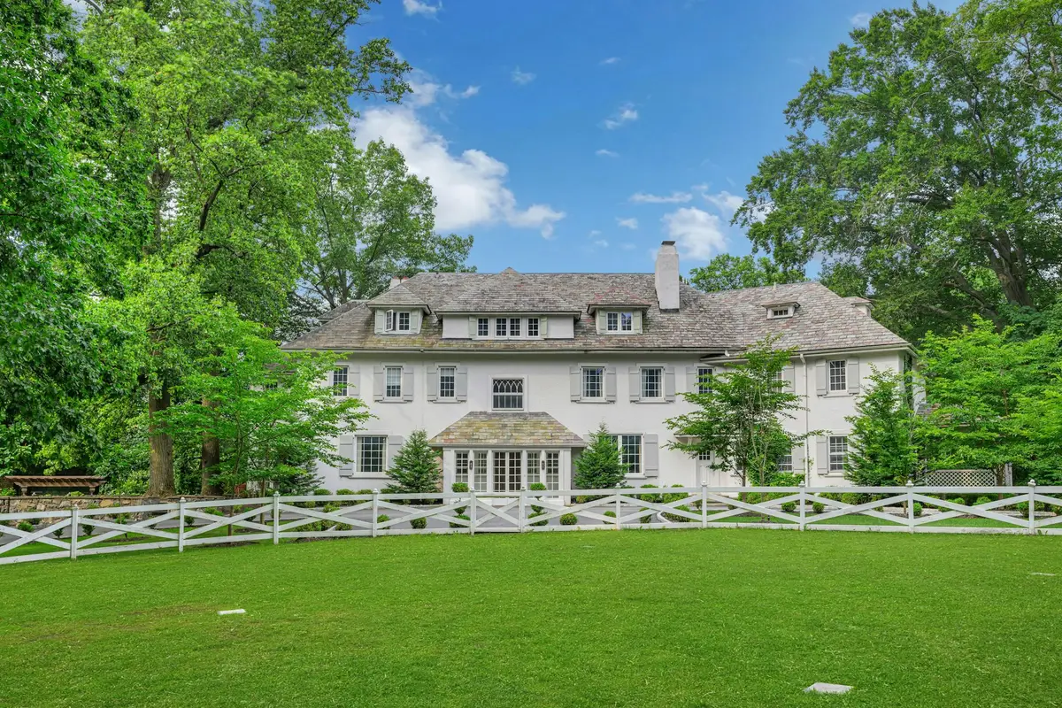 60 Wildwood Ave, Llewellyn Park, NJ 07052 - Image #1