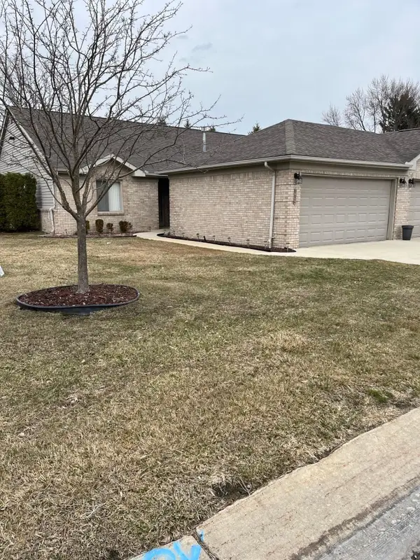 16123 Blue Spruce, Clinton Township, MI 48035