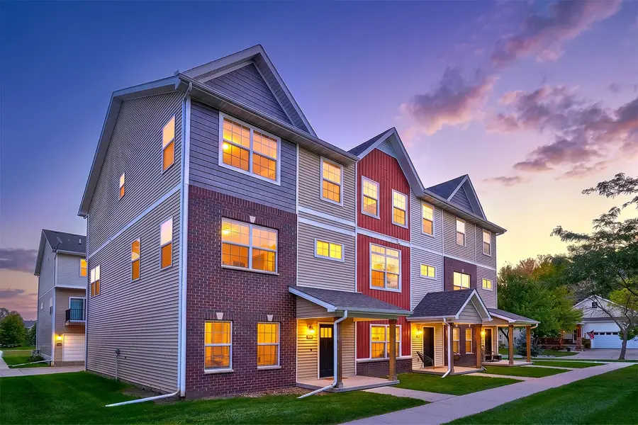 9120 Greenspire Drive #106, West Des Moines, IA 50266 - #3