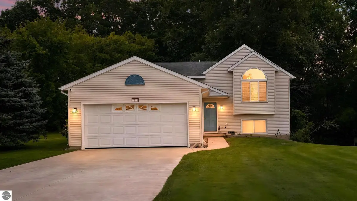 7015 Cedar Highlands Drive, Cedar Springs, MI 49319 - #1