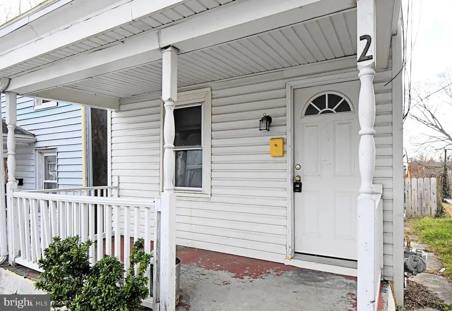 2 E High St, Phoenixville, PA 19460 - #2