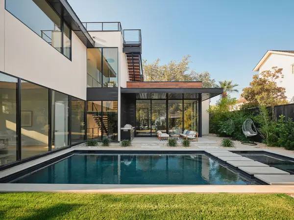 2102 Bowman Ave, Austin, TX 78703