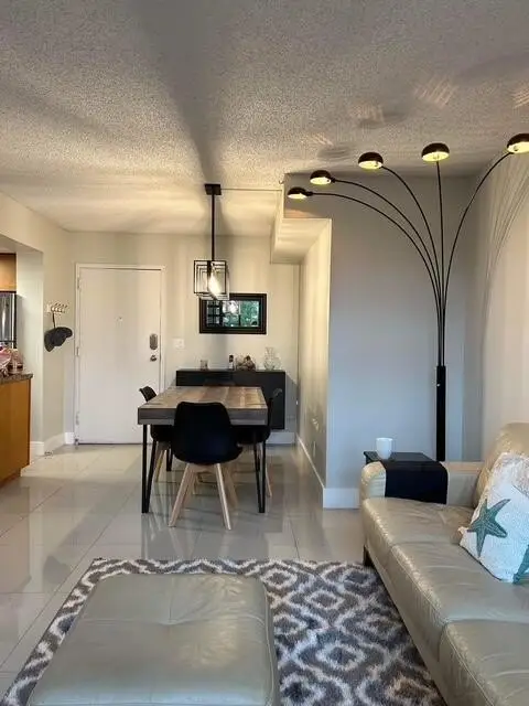 1830 Embassy Drive #123, West Palm Beach, FL 33401 - #3