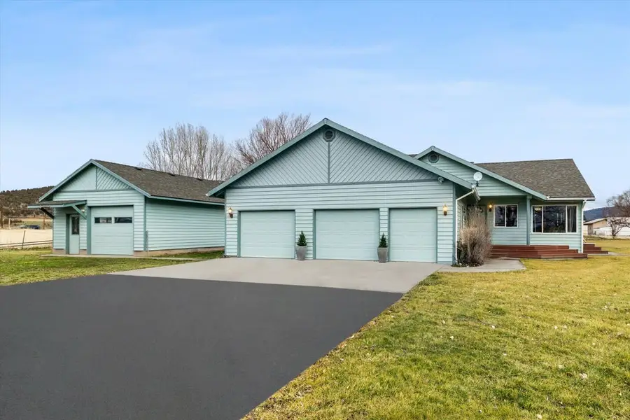 7208 NE Ochoco Hwy, Prineville, OR 97754 - Image #3